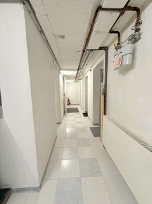 Flur im KG Top gepflegtes Einfamilienhaus mit Einliegerwohnung und au�ergew�hnlich gro�em Grundst�ck