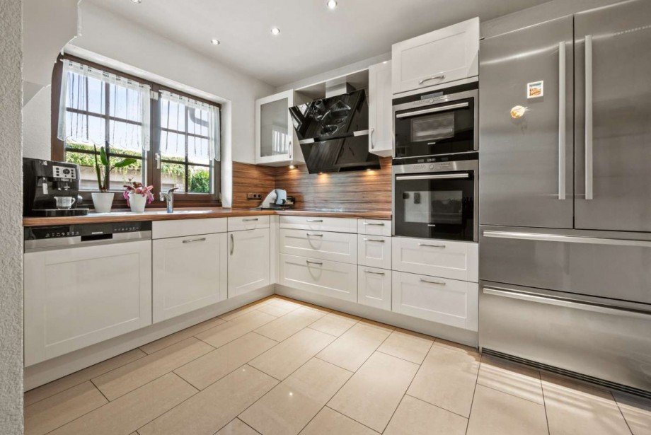 Hochwertige K�che Zweifamilienhaus Erlensee