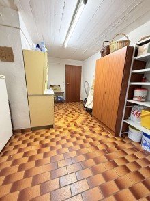 Abstellraum Kellergeschoss Gro�z�giges Reihenendhaus mit Garage, Garten und vielseitig nutzbarem Hobbyraum in Obertshausen
