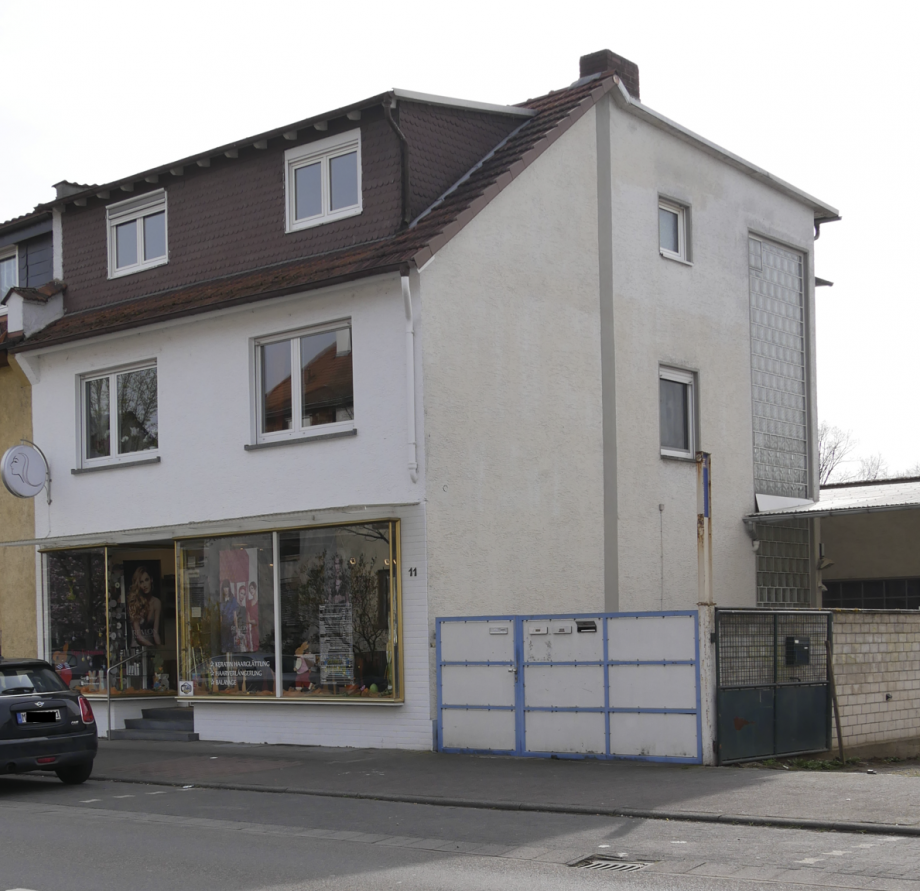 Ansicht von der Stra�e Dachgeschosswohnung Hattersheim