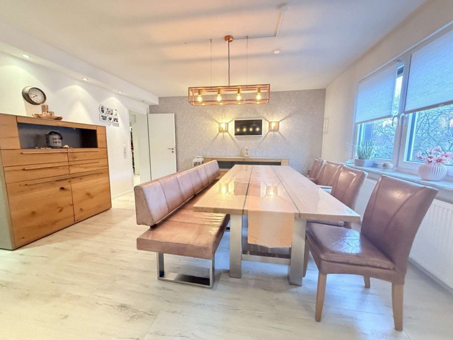 Gro�es Esszimmer OG (2) Mehrfamilienhaus Hattersheim am Main
