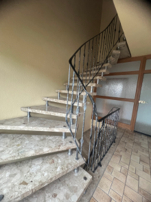 Eingangsbereich Freistehendes EFH mit gro�em Grundst�ck, Doppelgarage und Ausbaureserve im DG