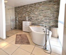 Master Badezimmer Hochwertiges Reihenmittelhaus mit vielen Extras und Sonderausstattung in zentraler Lage von Hanau