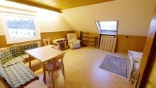 Wohnraum im Dachgeschoss Doppelhaush�lfte in Okriftel