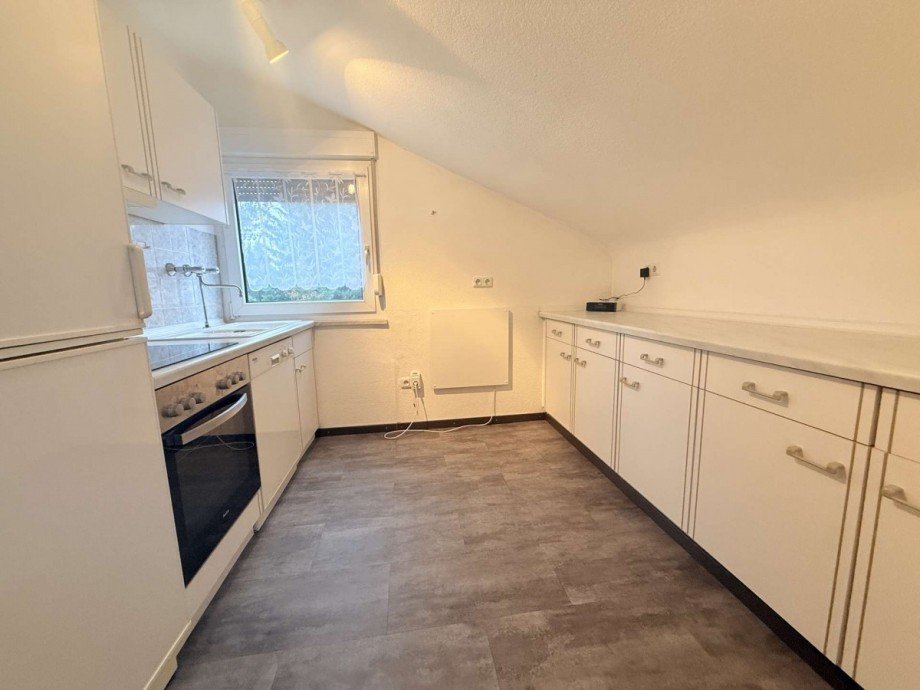 K�che in der WHG im DG Haus Hattersheim am Main