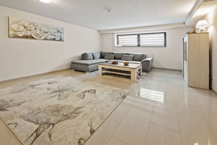 Wohnzimmer im KG Zweifamilienhaus Erlensee