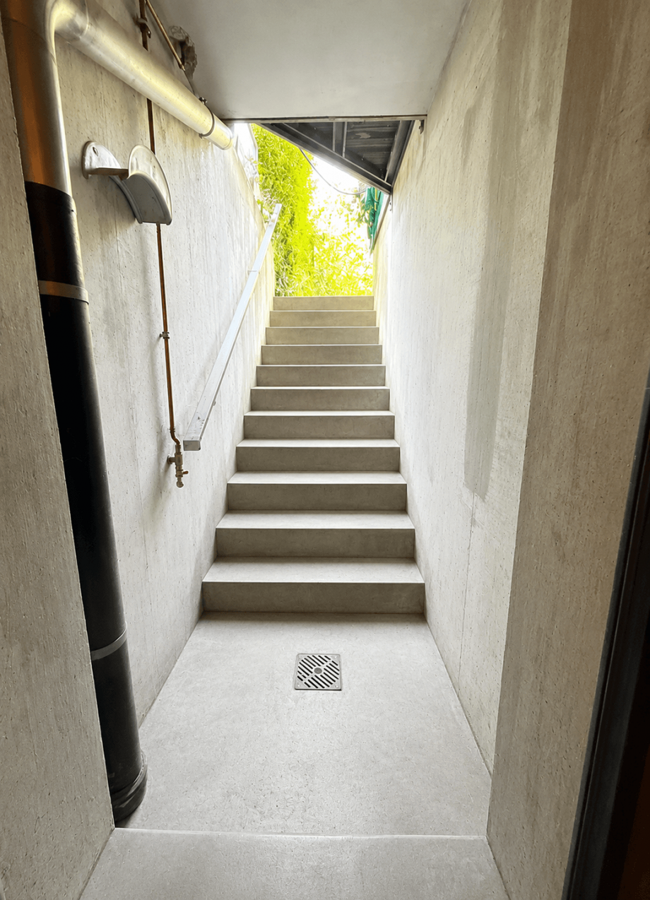 Au�entreppe zum Keller Haus Hattersheim am Main