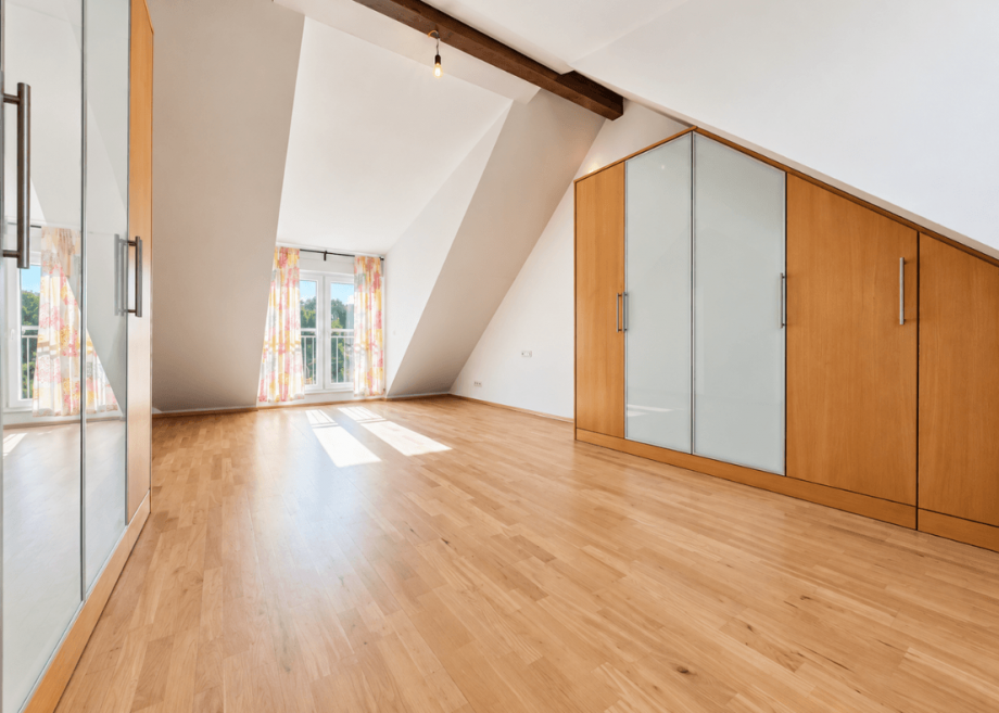 Schlafzimmer IV (2. OG) Maisonettewohnung Hattersheim am Main