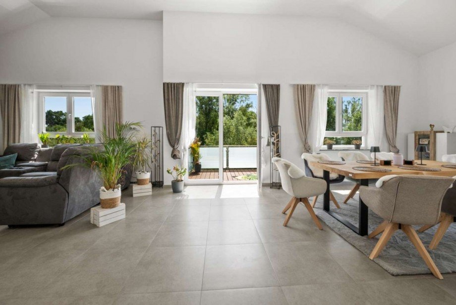 Offener Wohn-/ Essbereich mit Balkonzugang Penthousewohnung Hattersheim am Main