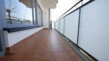 Gro�er sonniger Balkon 3-Zimmer-Eigentumswohnung in Frankfurt am Main -  gro�er Balkon und zwei Tiefgaragenstellpl�tzen