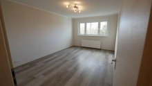  3-Zimmer-Eigentumswohnung in Frankfurt am Main -  gro�er Balkon und zwei Tiefgaragenstellpl�tzen