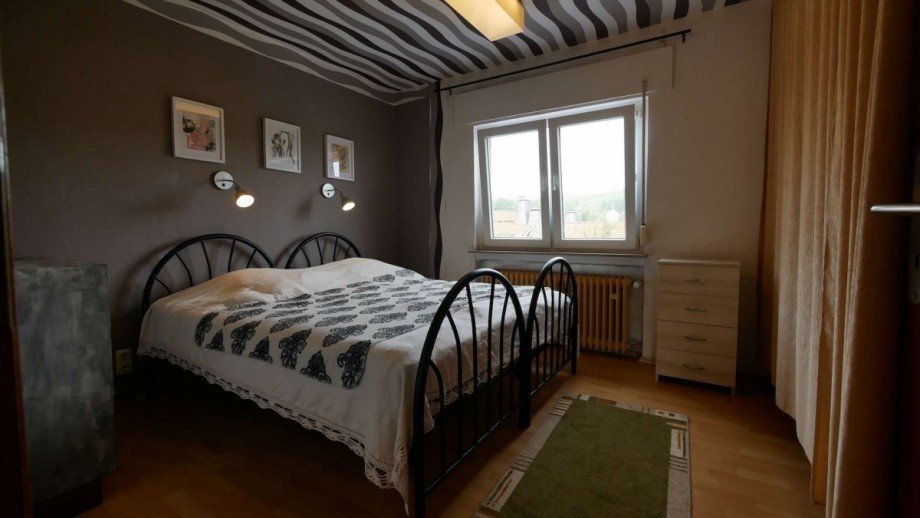 Schlafzimmer Erdgeschoss Einfamilienhaus Waldsolms
