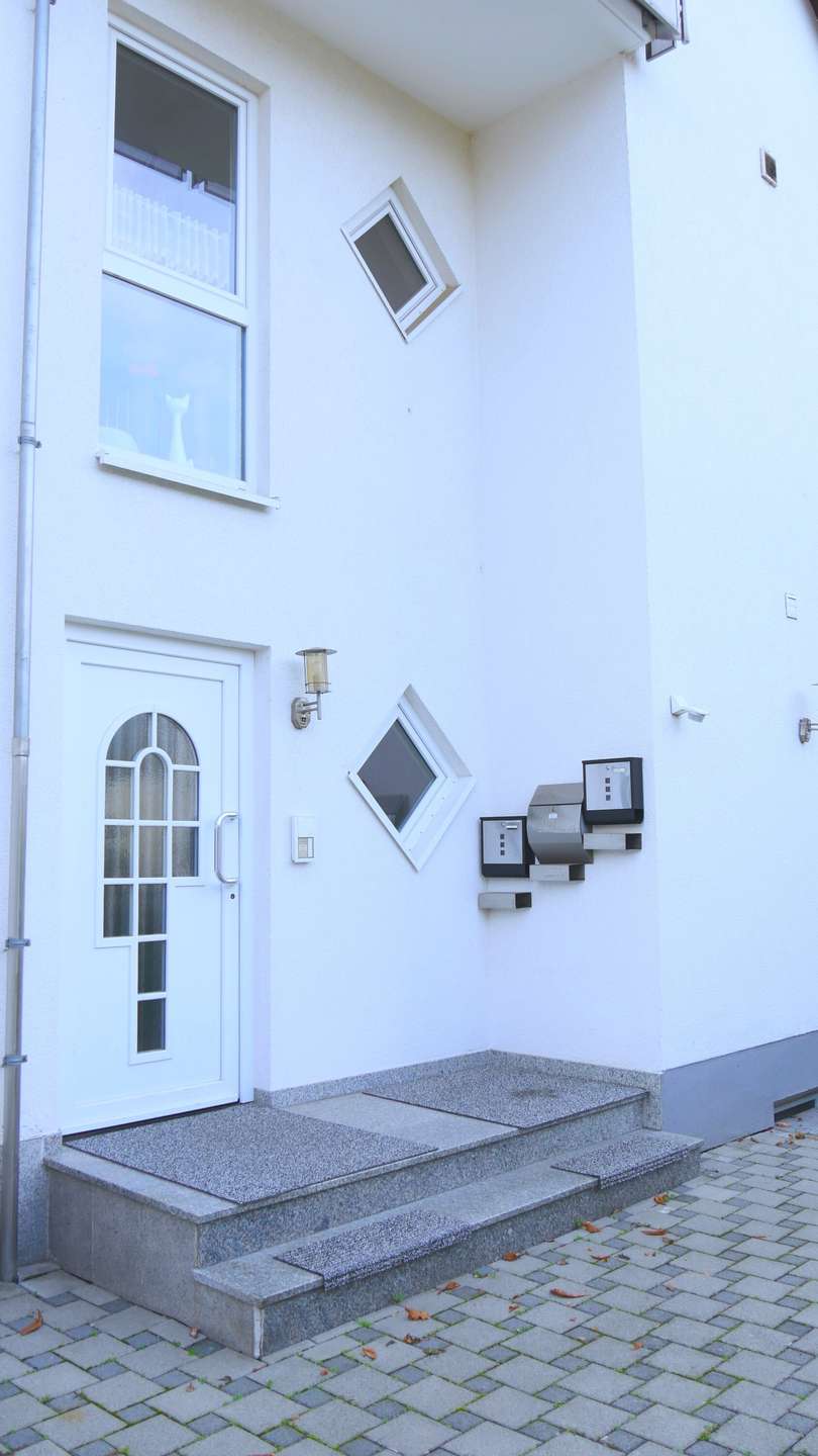 Eingangsbereich Maisonettewohnung Okriftel