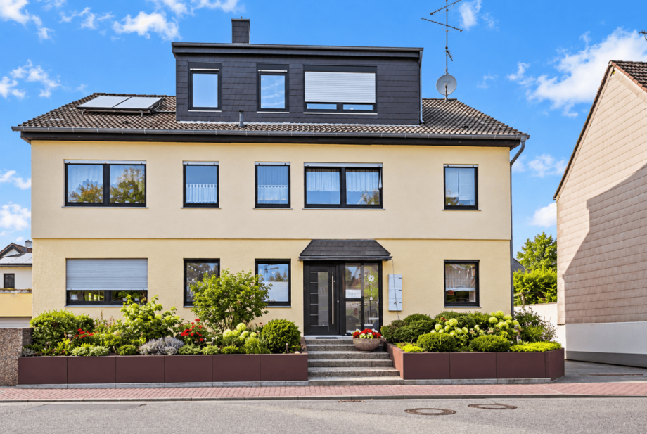 Au�enansicht Dachgeschosswohnung Okriftel