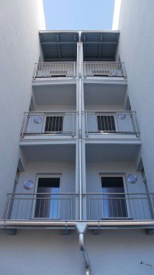  Anlageobjekt- 2 Mehrfamilienh�user mit insgesamt 10 Wohnungen - 6,7% Bruttorendite in Gera