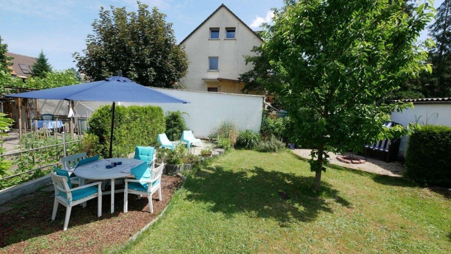 Gartenansicht Zweifamilienhaus Hanau