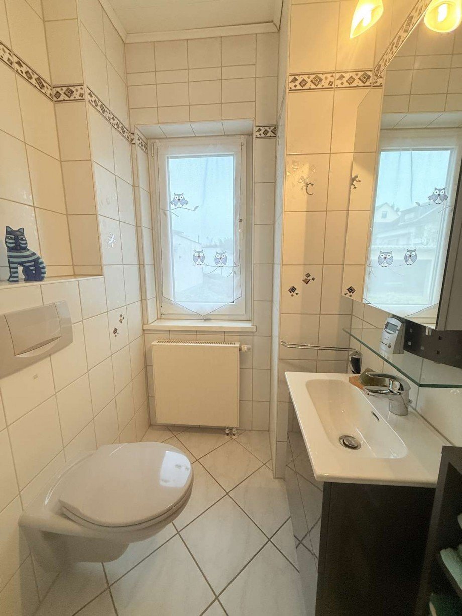 G�ste-WC im separaten G�stebereich DG Haus Hattersheim am Main