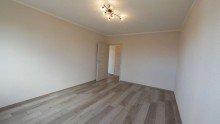  3-Zimmer-Eigentumswohnung in Frankfurt am Main -  gro�er Balkon und zwei Tiefgaragenstellpl�tzen