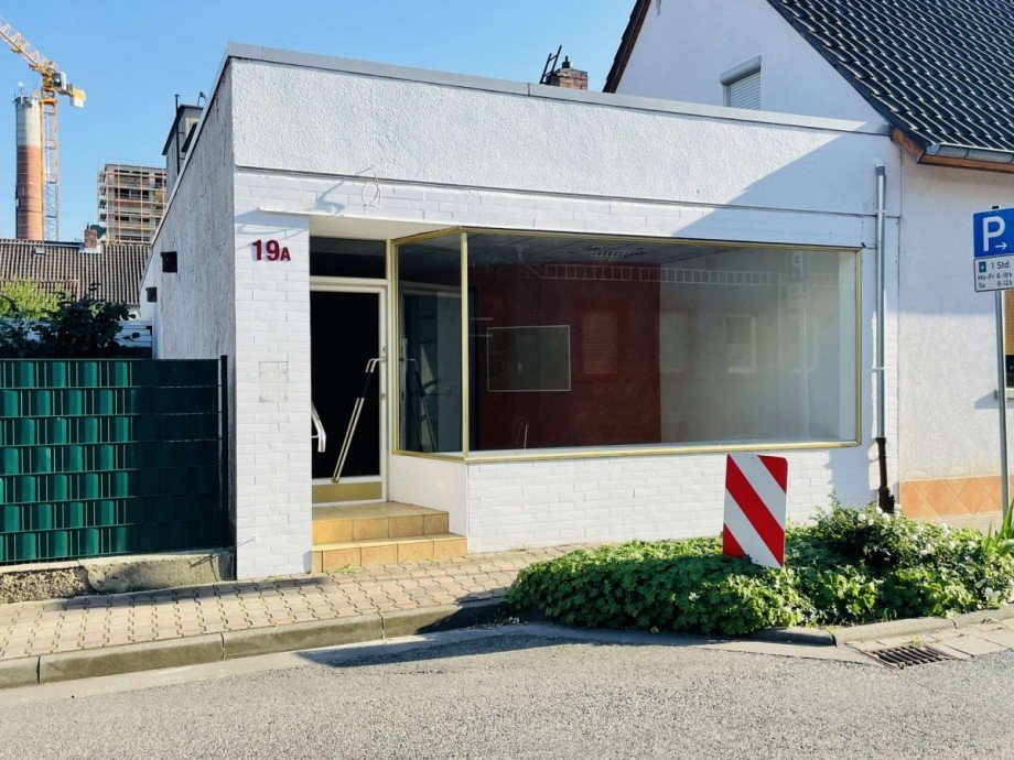 Vorderansicht B�ro / Praxis Okriftel